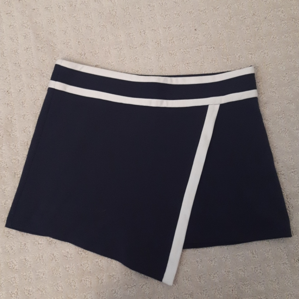 Navy Forever 21 Skort Size M